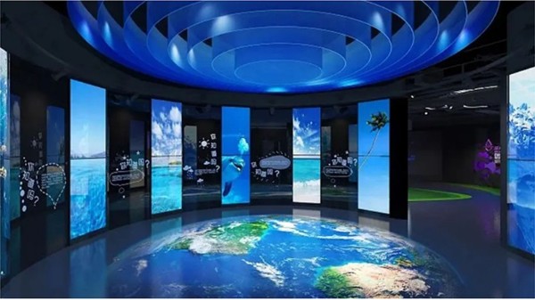 揭秘：弧形开合屏幕，未来科技新宠儿！