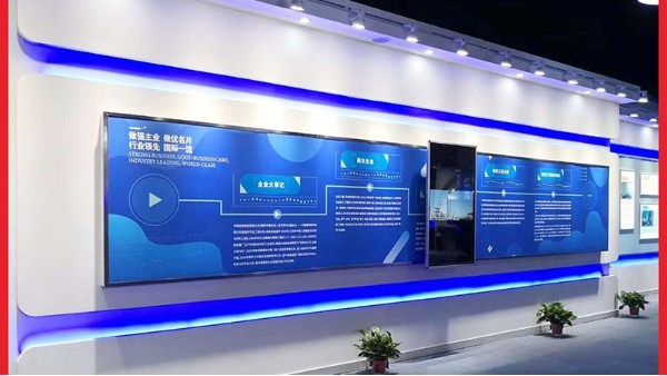 揭秘多屏联动滑轨屏系统：革新视觉体验，引领科技未来！