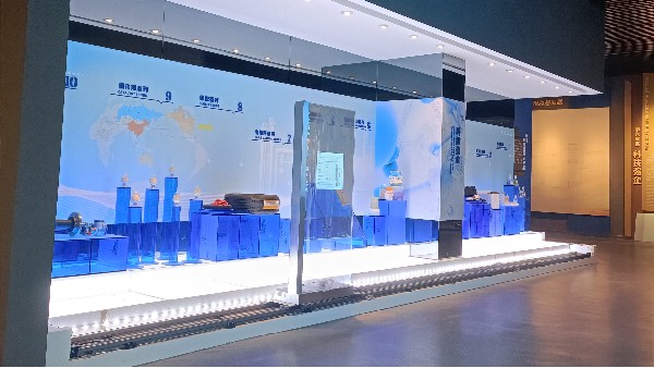 小白指南：想要选购透明滑轨屏，先从这点下手