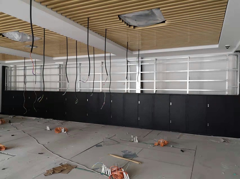 中亿睿55寸拼接屏监控显示系统为广东珠海某企业赋能信息化管理现场安装图片