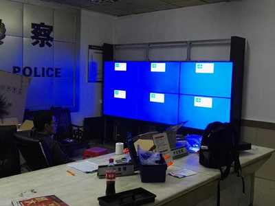 中亿睿46寸云拼接屏应用于东莞派出所监控中心