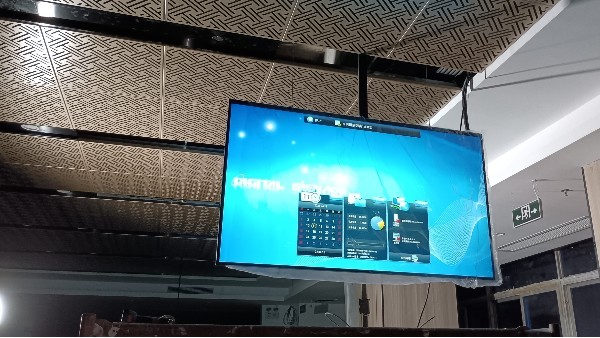 解析：双面广告机能不能增加触摸功能？有什么优势？