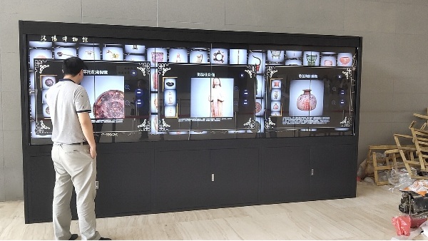 什么是触摸拼接屏？关于触摸拼接屏的介绍